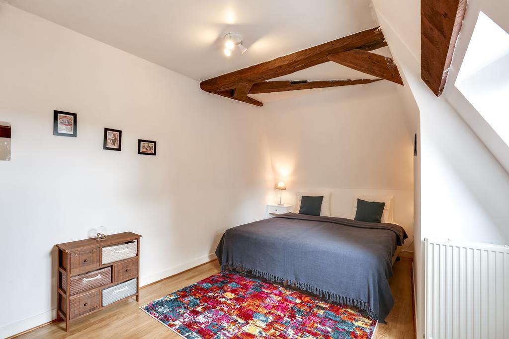 Chateau Turgot Gites Bons-Tassily Екстер'єр фото
