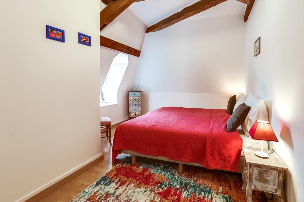 Chateau Turgot Gites Bons-Tassily Екстер'єр фото